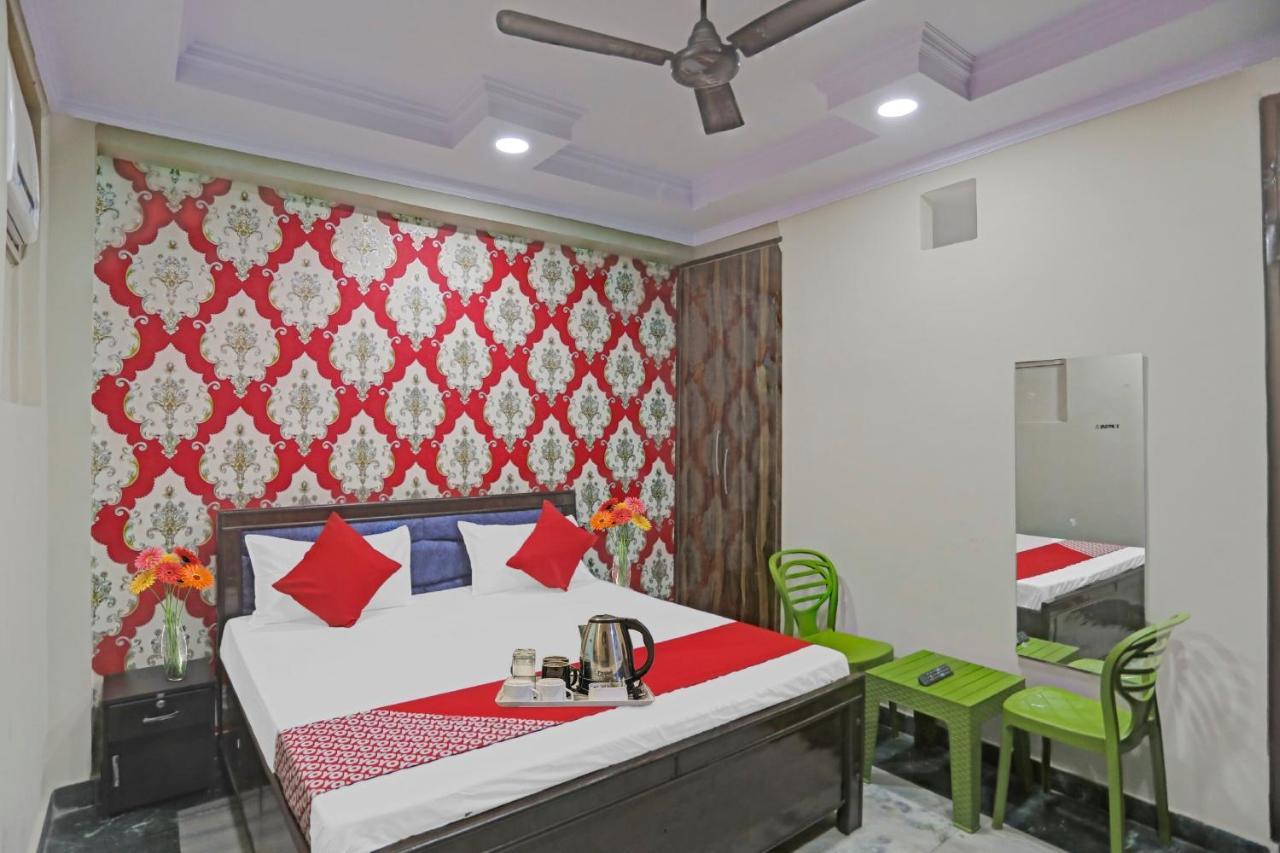 Super Hotel O Metro Inn Near Worlds Of Wonder Kālkāji Devi Extérieur photo